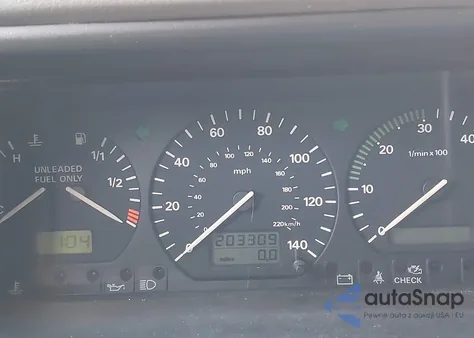 1997 Volkswagen Eurovan из США, поврежденный, VIN WV2EH8705VH077041